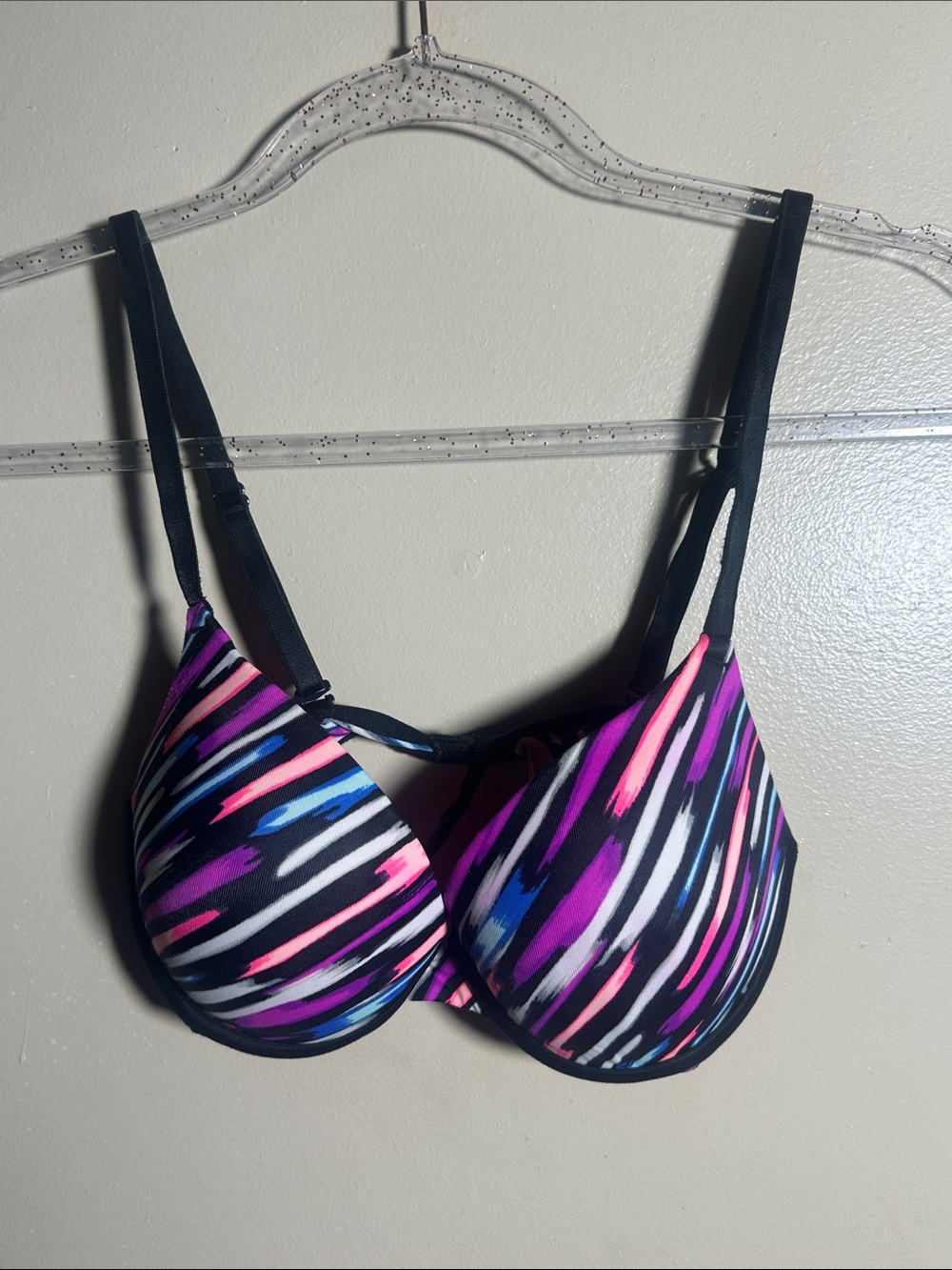 Victoria’s Secret 34B Push Up‎ Bra